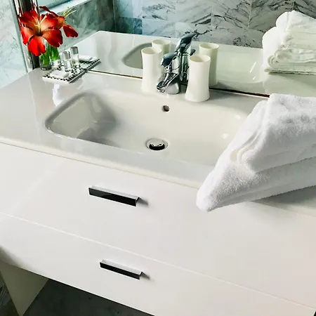 Le Festival فندق كان