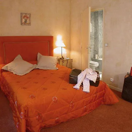 Le Festival 3* كان