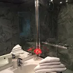 Le Festival Hotel