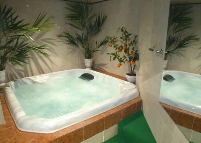 Le Festival מלון 3*