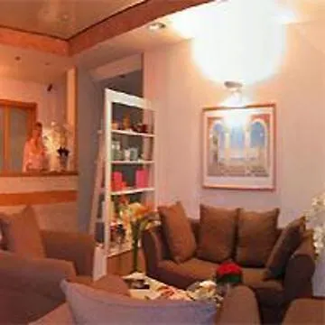 Le Festival Otel 3*